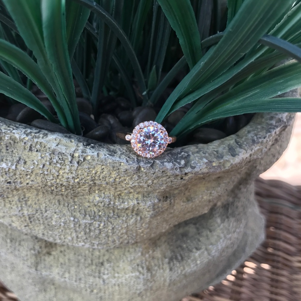 SOLD OUT gatsby engagement ring